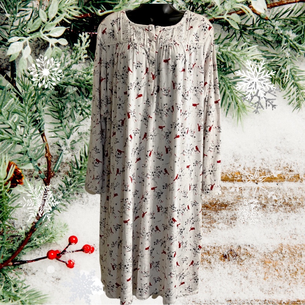 Lovely Cardinal Nightgown for Fall/Winter Size XL* Long Sleeves * SO COMFY
